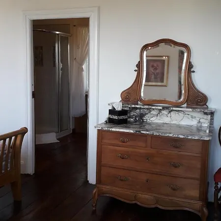 La Maison Bourgeoise Bed and breakfast