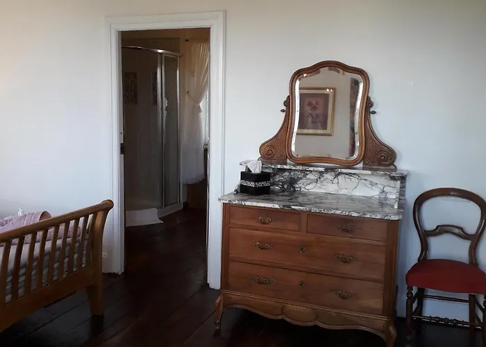 La Maison Bourgeoise Bed & Breakfast